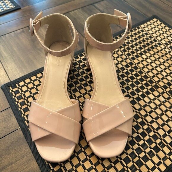 J. Crew Pink Blush Cross-Strap Patent Leather Sandals Women’s Size 6.5 - Picture 2 of 13